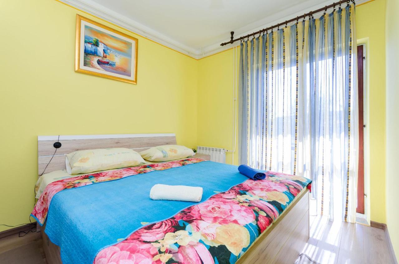 קמפור Apartments Vesna מראה חיצוני תמונה