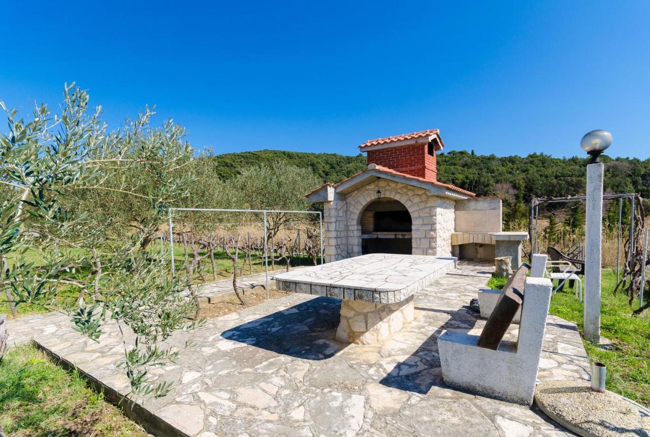 קמפור Apartments Vesna מראה חיצוני תמונה