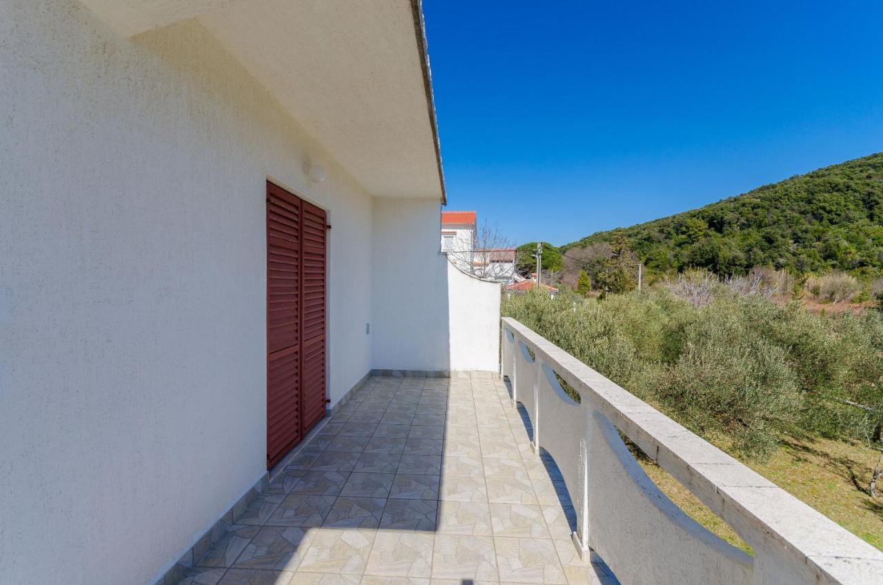 קמפור Apartments Vesna מראה חיצוני תמונה
