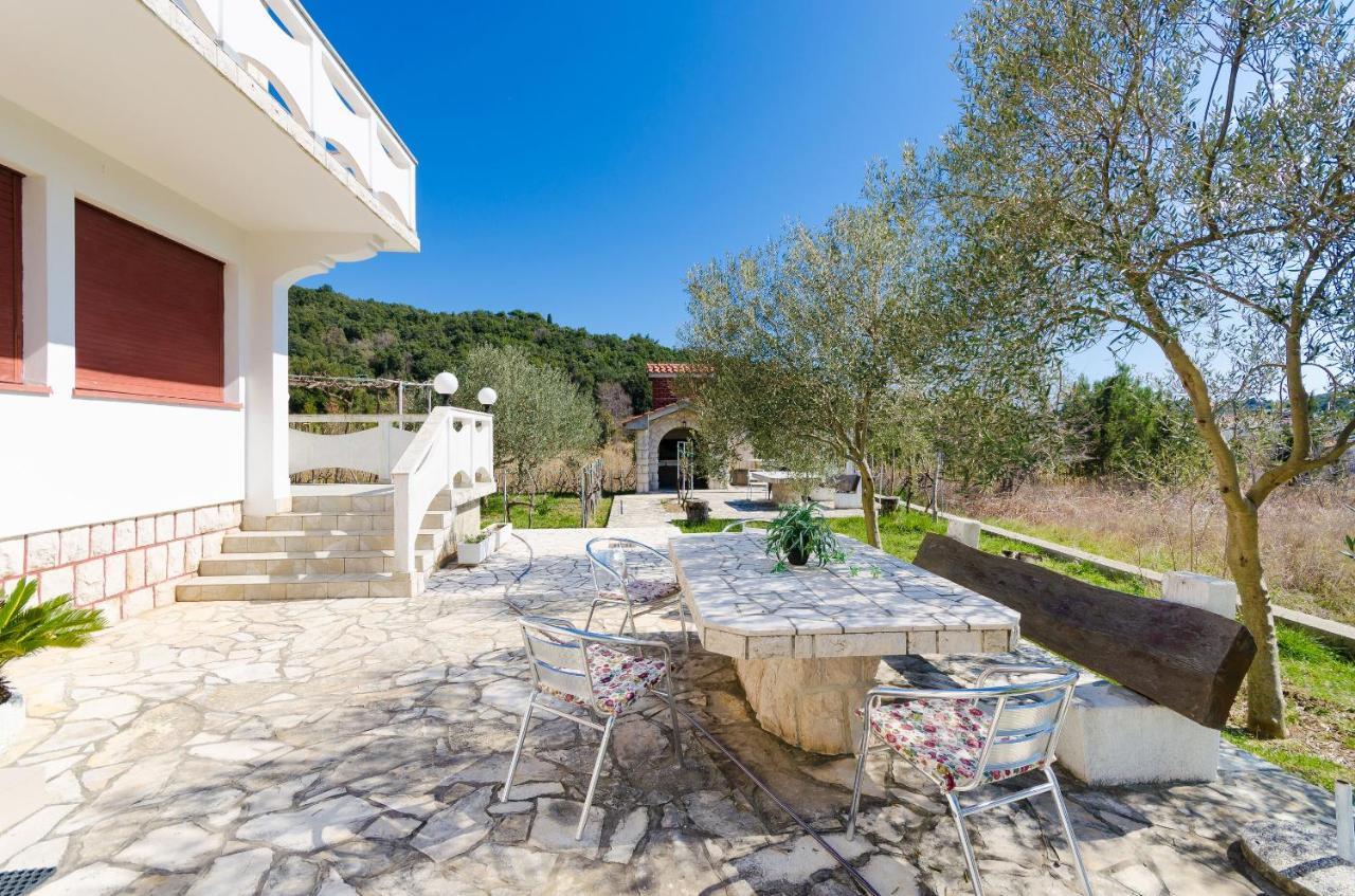 קמפור Apartments Vesna מראה חיצוני תמונה